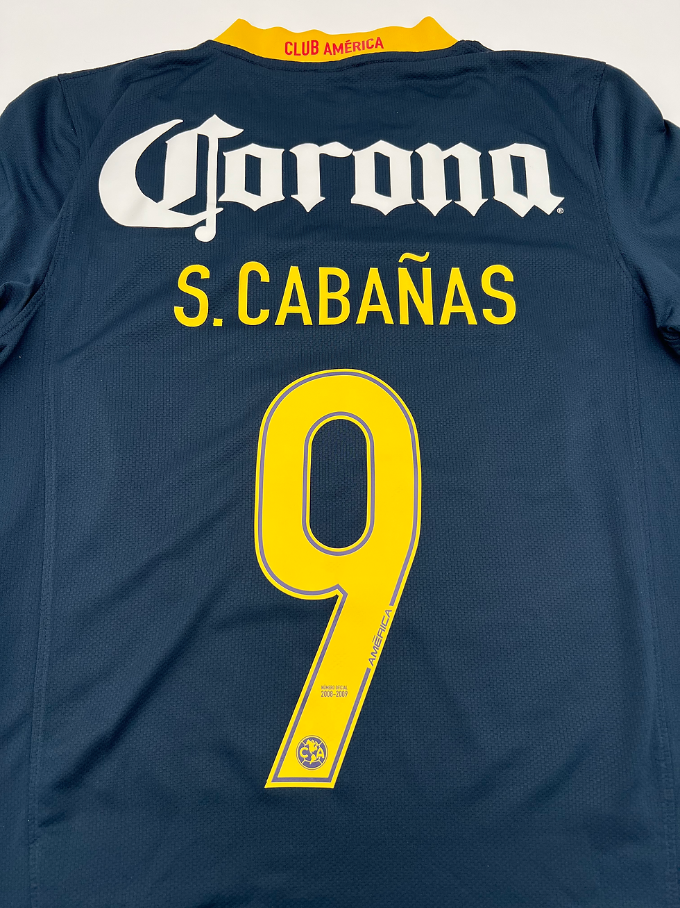Thumbnail: America 2008/2009 Away Cabañas #9 Soccer Jersey (S) Back Close Up View