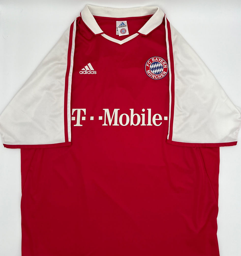 Thumbnail: Bayern Munich FC 2003/2004 Home Makaay #10 Jersey (XL)