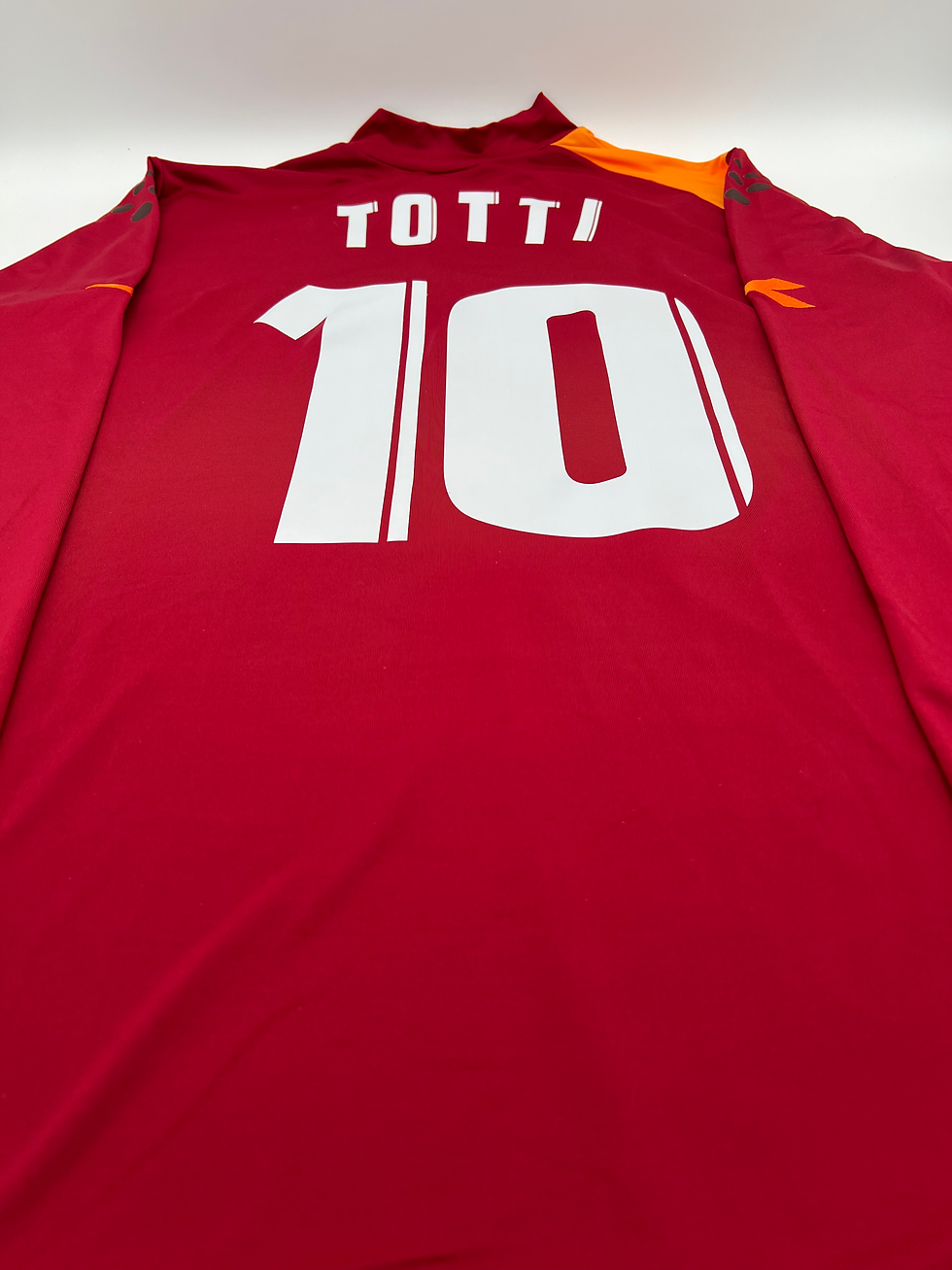 Thumbnail: Totti Roma 2005 Home Long Sleeve Jersey XXL Back Parallel View