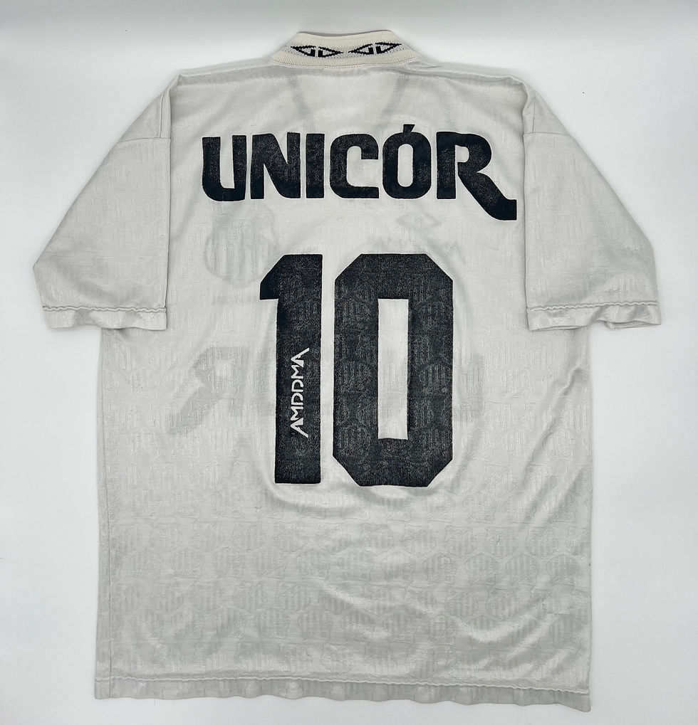 Santos 1995 home jersey back view