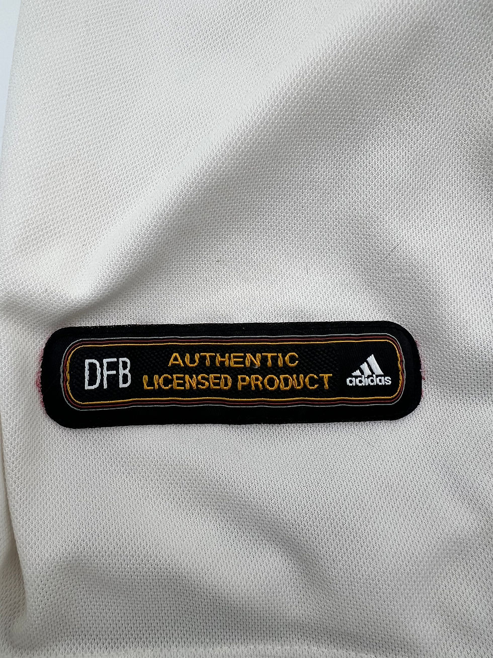 Thumbnail: Matthaus Germany 2000 home jersey xl Detailed View