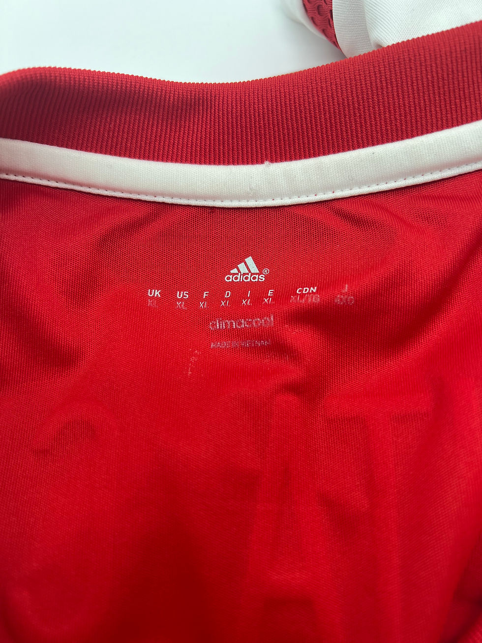 Thumbnail: Santa Cruz Paraguay 2015 Home Jersey XL Tags Close Up View