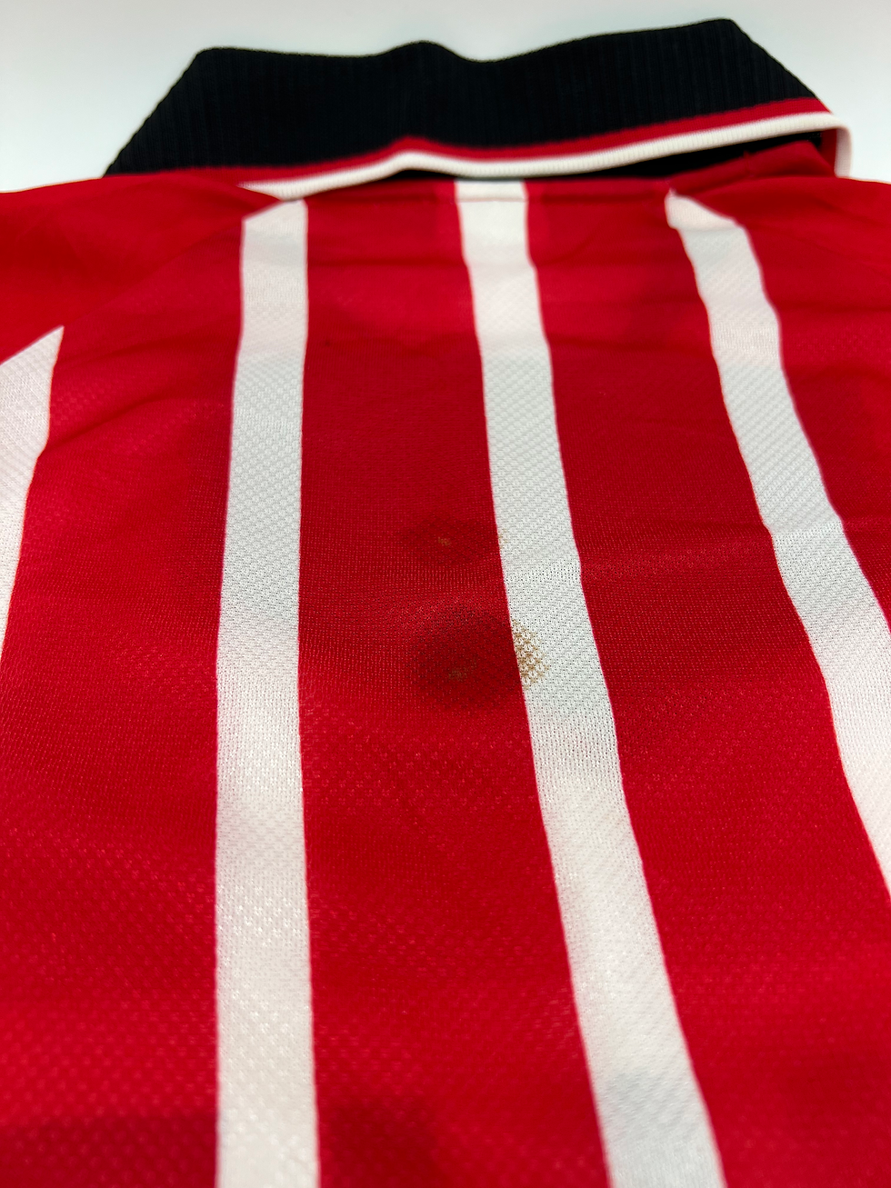 Thumbnail: PSV 1997/1998 Home Jersey back Close Up View