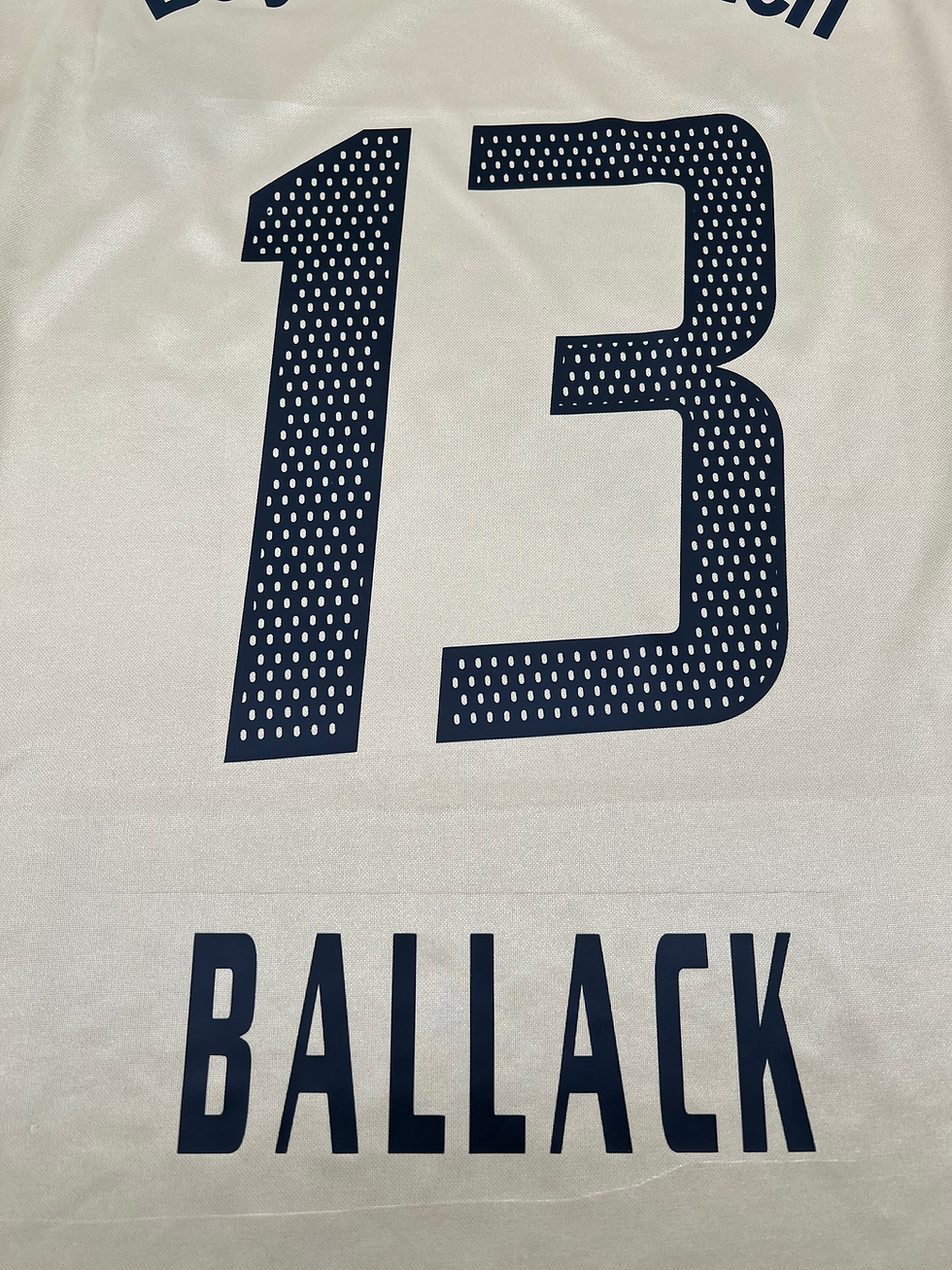 Thumbnail: Ballack Bayern 2004 Away Jersey XXL Back Close Up View
