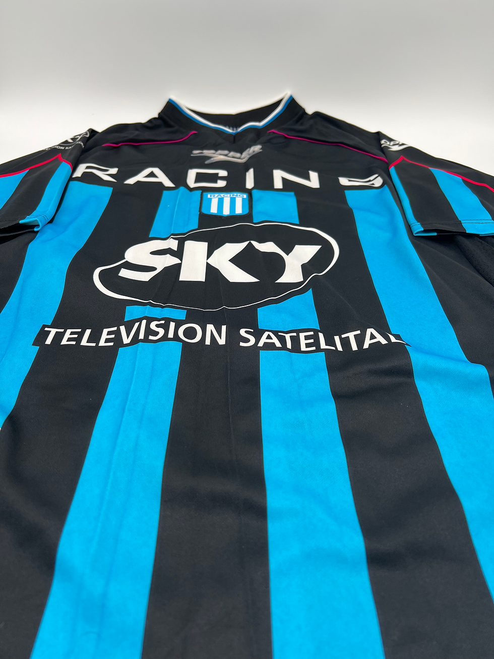Thumbnail: Racing Club de Avellaneda 2001/2002 Away Soccer Jersey (XL) Front Parallel View