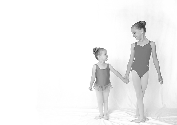 Applause Dance Complex Logo Dance Classes West Auckland studio school jazz ballet hip hop lyrical contemporary tap acrobatics aerial circus