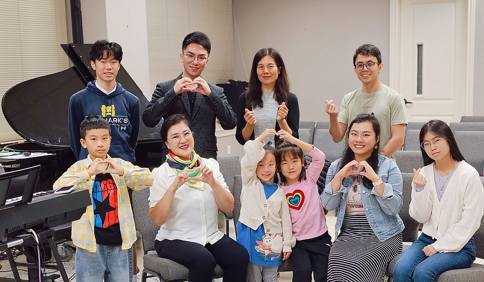 中国著名歌唱家万山红与旅美青年歌唱家EricHZ联手搭建中美文化民间交流的桥梁