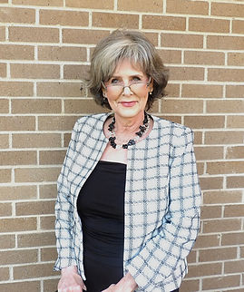 Lana 2025_edited_edited_edited.jpg