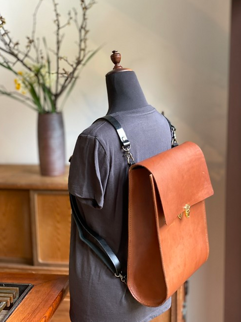 【美品】CHET-LEATHER 大人用ランドセル 本革リュック ブラウン 大人用ランドセル・茶色 - CHET-LEATHER | minne byGMOペパボ