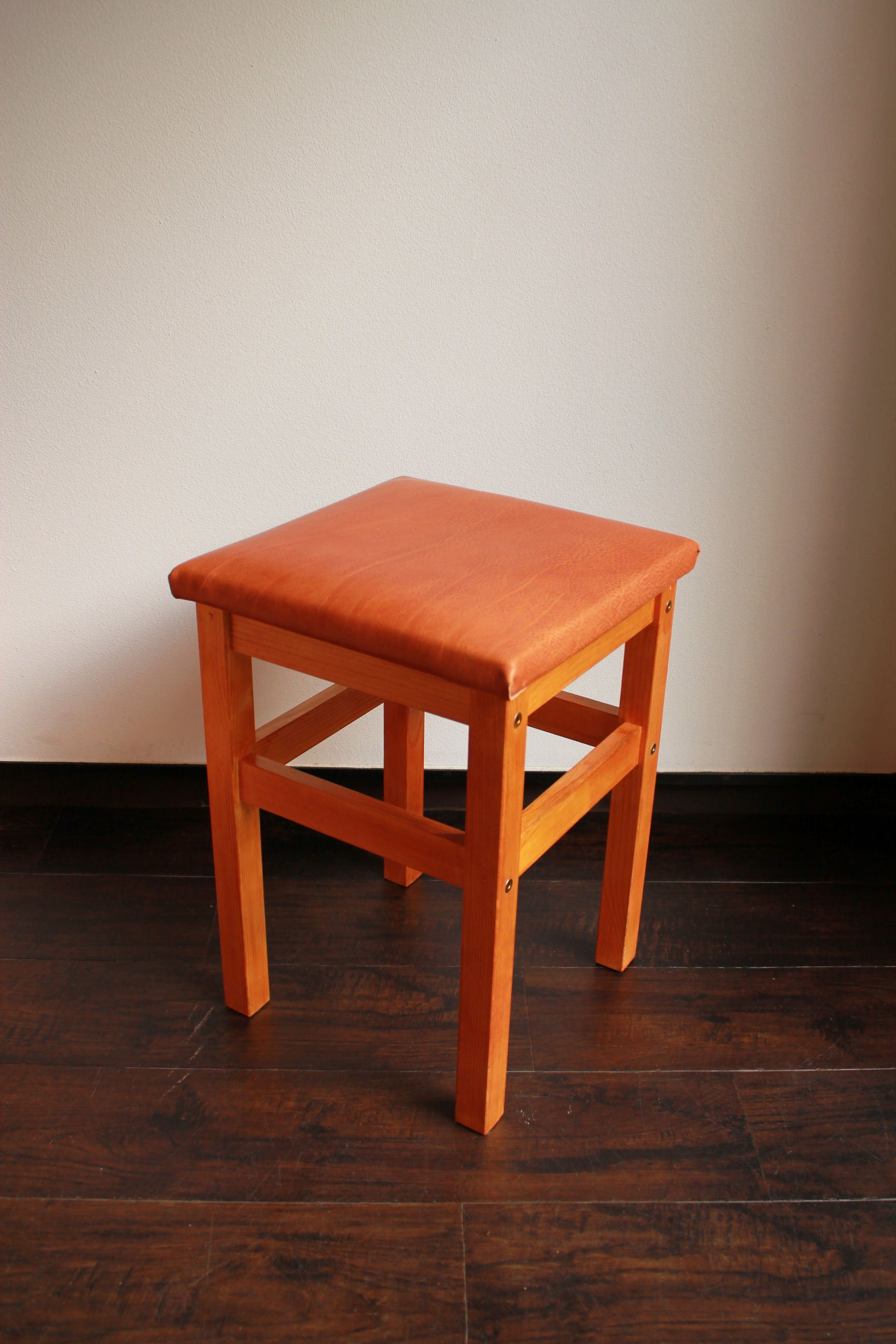 【受注生産】オーガニック・レザースツール　金蜜