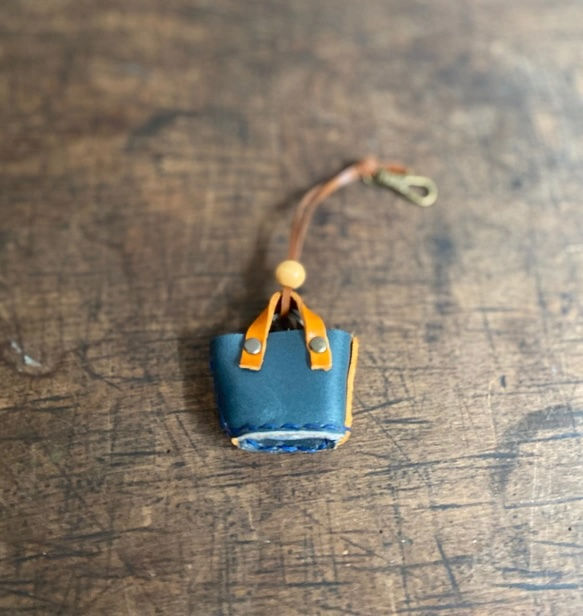 Thumbnail: ミニチュアキーホルダー　本革バッグ