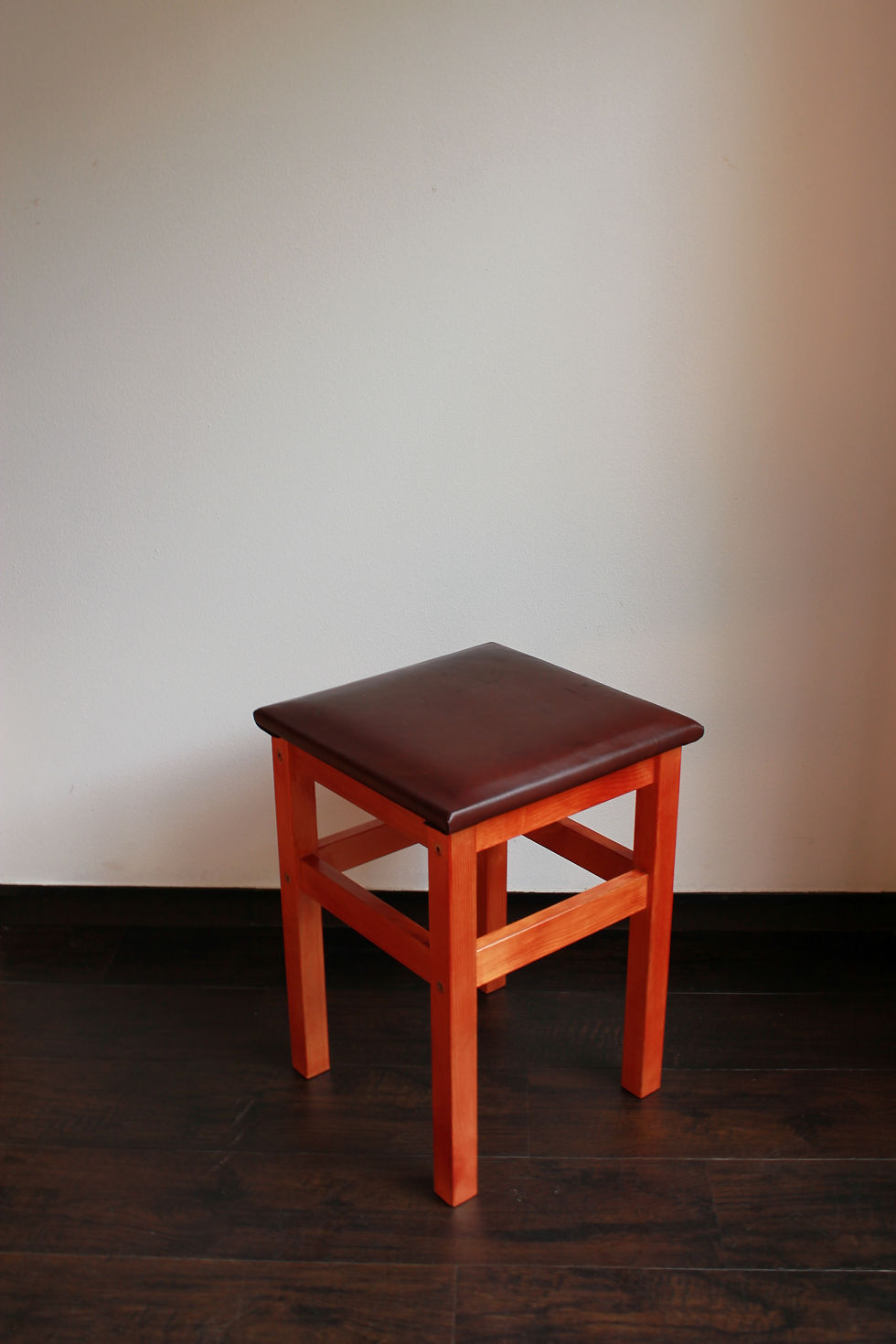 【受注生産】オーガニック・レザースツール 焦茶