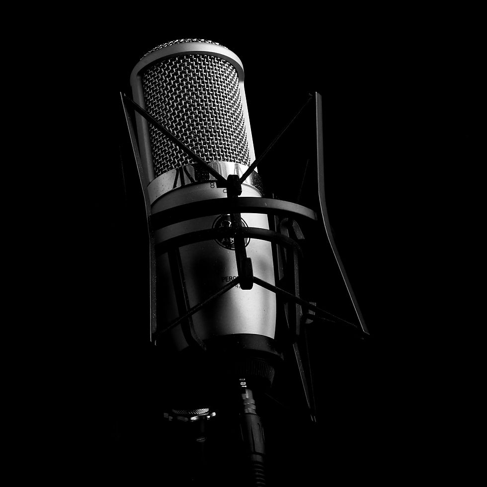 Microphone in studio. - Credit to Guillaume Pierre LEROY on Pexels