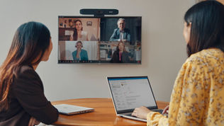 HP Poly Studio R30 for seamless communication and collaboration.