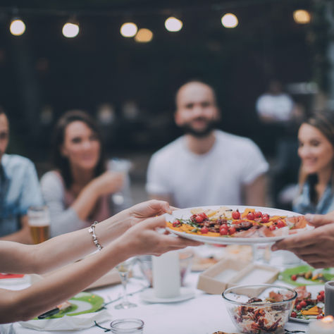 Friendsgiving Brings Students Together for the Holidays
