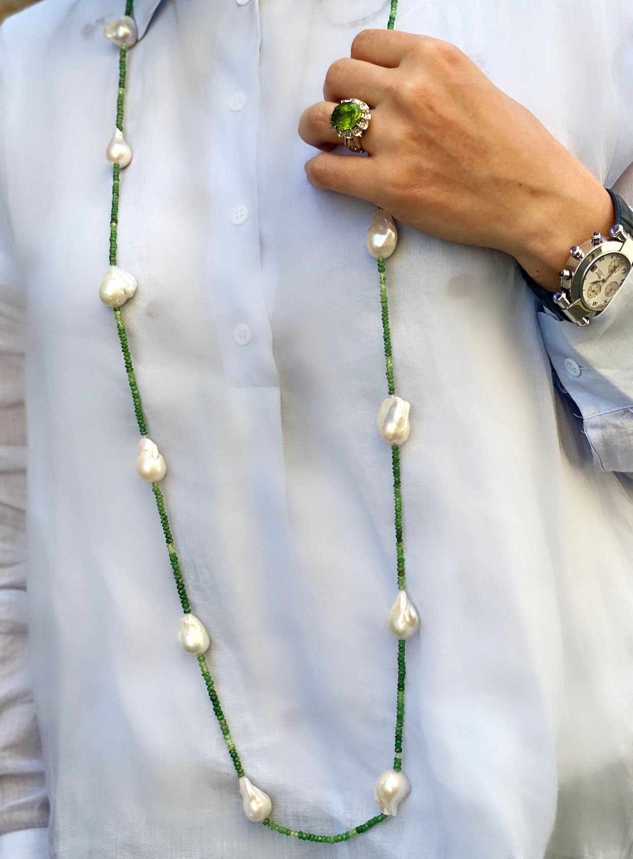 Emerald and Baroque Pearls Necklace