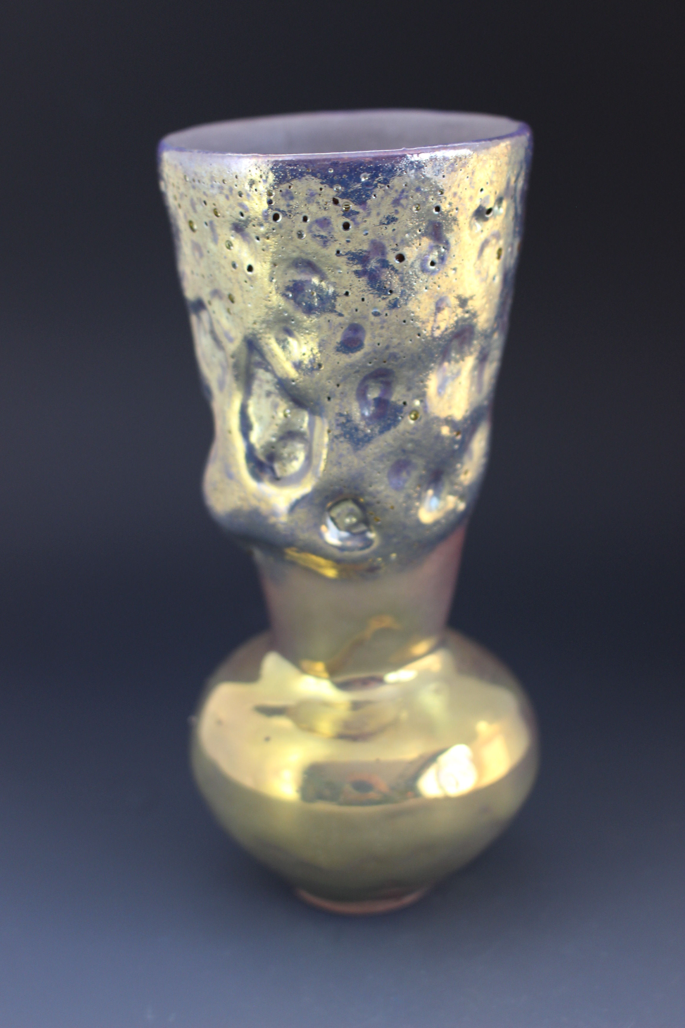 Gold and Mauve crater Pot