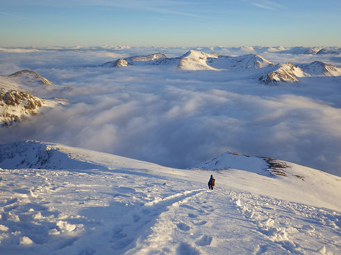 Descending to the CMD from the summit of Ben Nevis.JPG