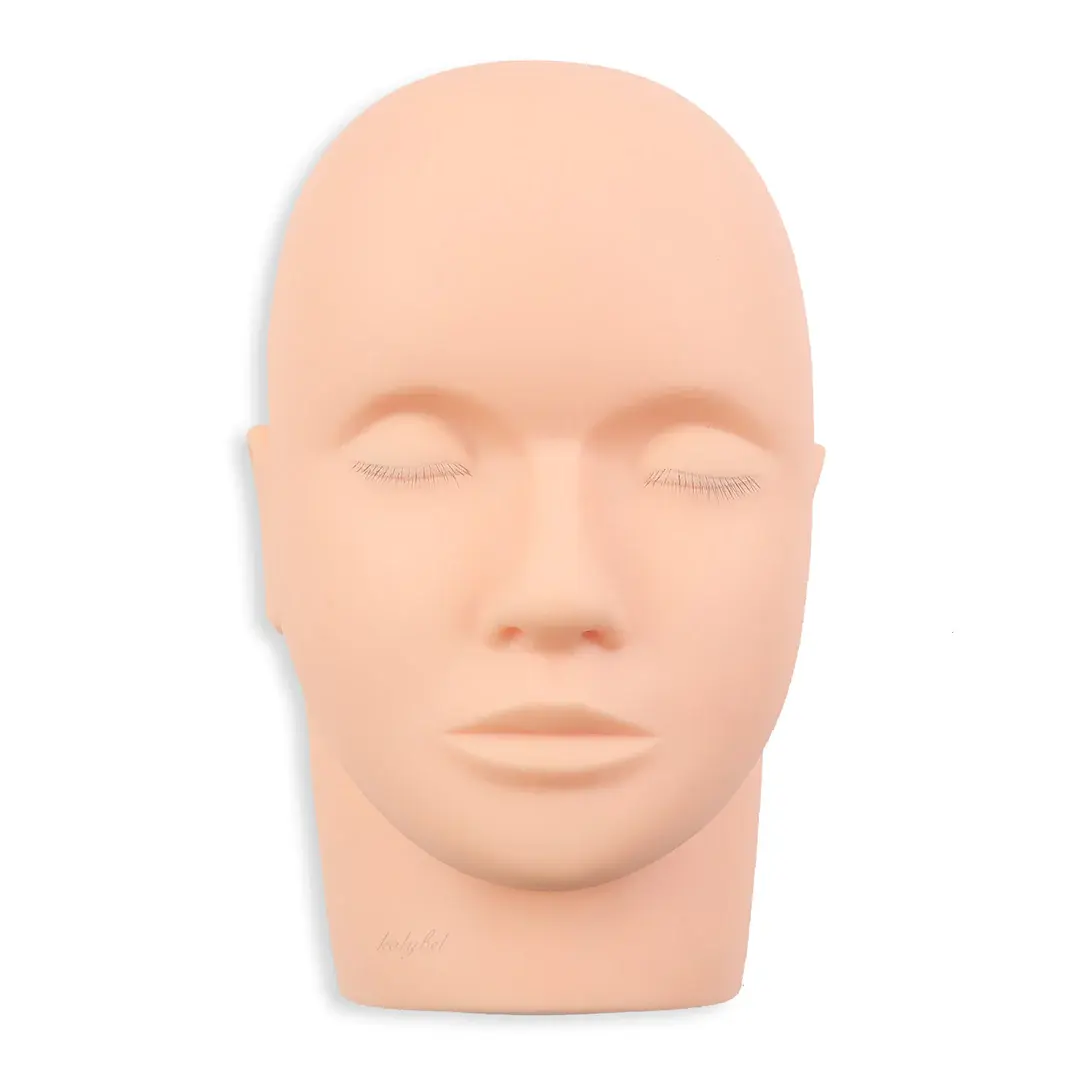 Mannequin Head with lash fibers