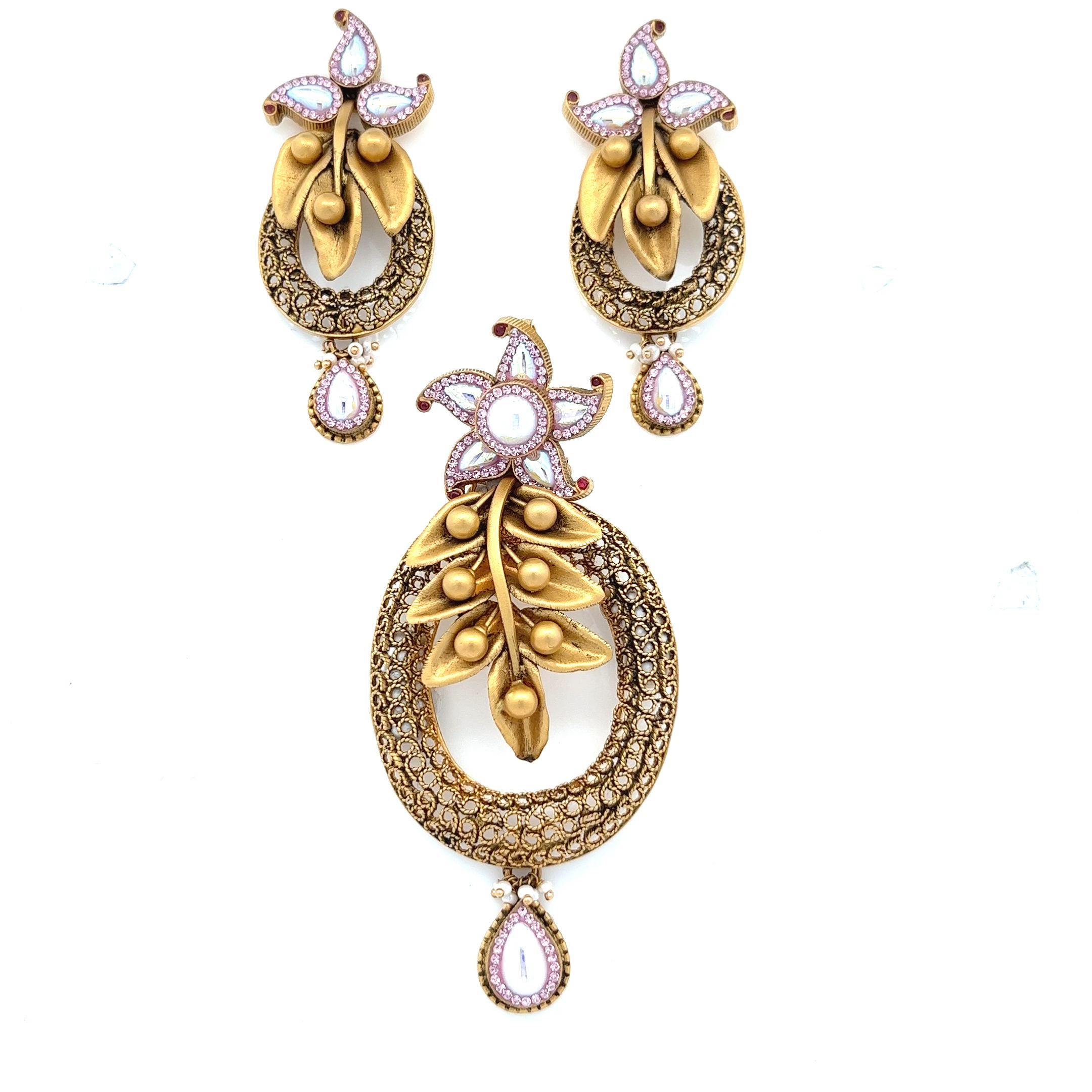 Gemownaire Jiyana Antique Gold Pendant Set