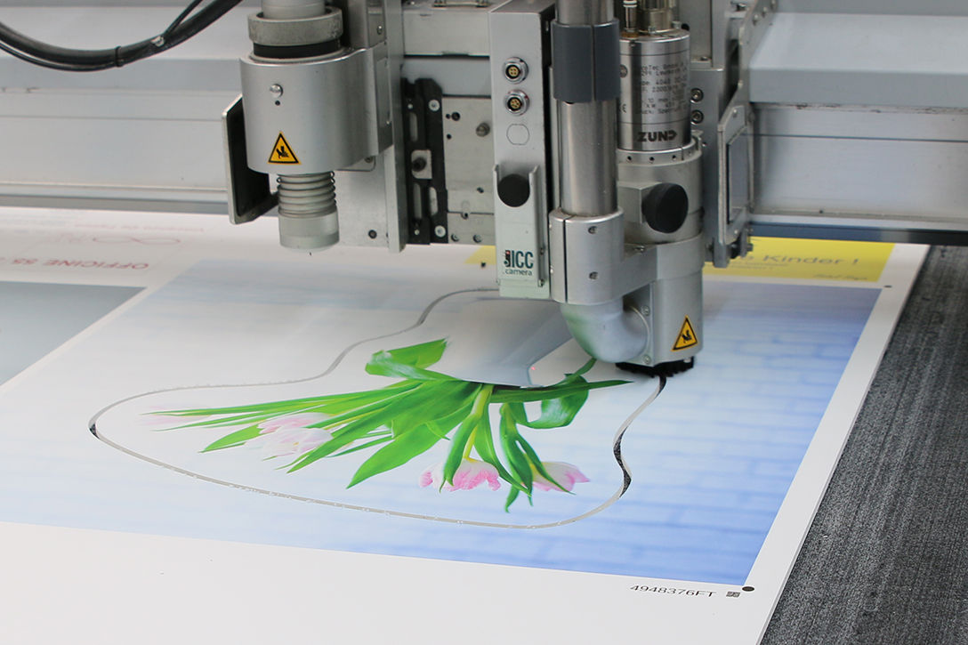 Shape/Contour Cutting Service