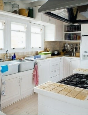 Crunching the Numbers: A Breakdown of Popular Home Improvement ROI in One Chart