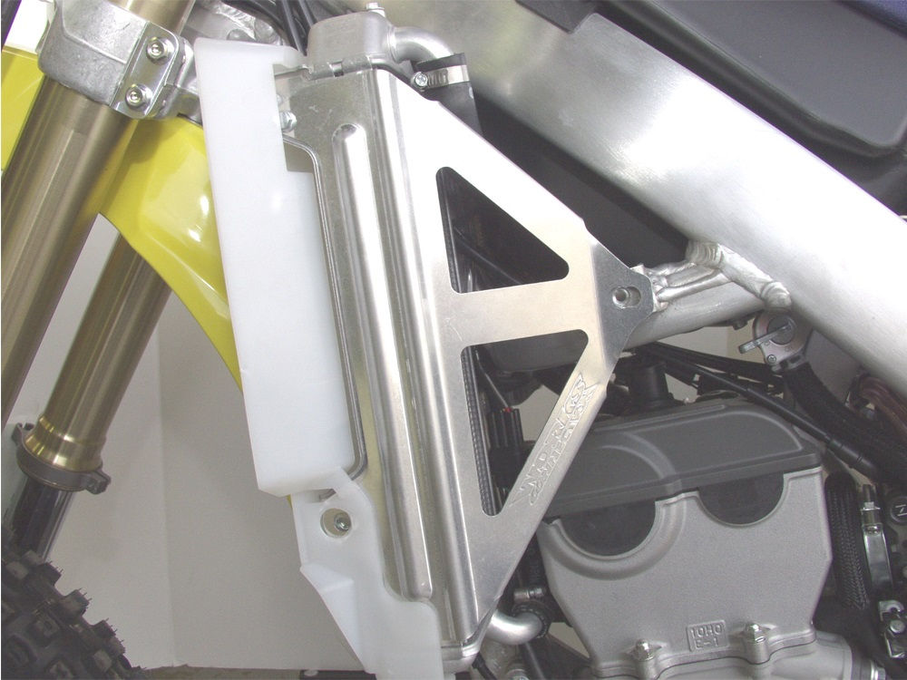 WC Radiator Braces - Suzuki RMZ250 2007-2009