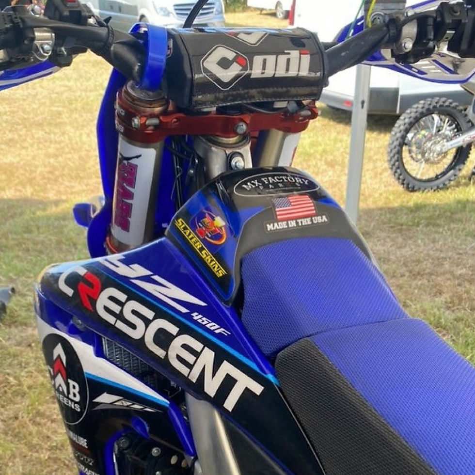 Miniatura: Slater Skins High Flow Air Box Cover for Yamaha YZ/WR 250F & 450F, vented and bolt-on for better airflow and power. Fitted