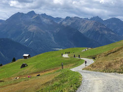 PHOTO-2022-09-04-21-06-37