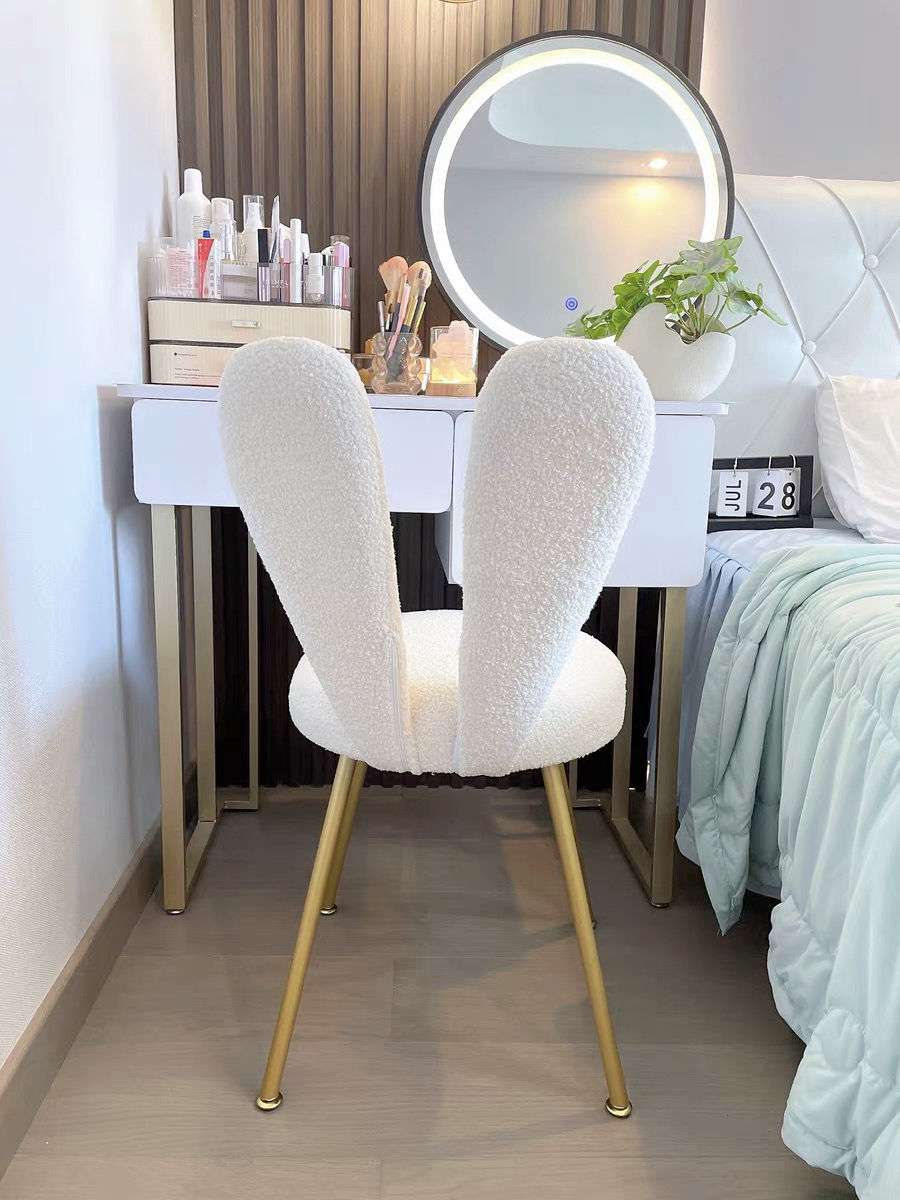 縮圖：Rabbit Ear Chair