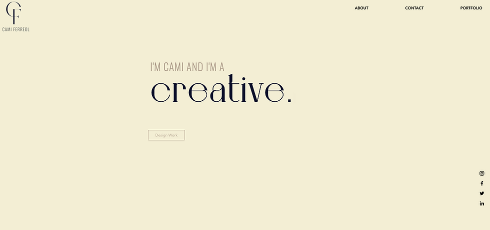 Página web minimalista beige de Cami Ferreol con menú ABOUT, CONTACT, PORTFOLIO y texto central I’M CAMI AND I’M A creative.