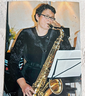 WhatsApp Bild 2025-10-22 um 12.13_edited.jpg