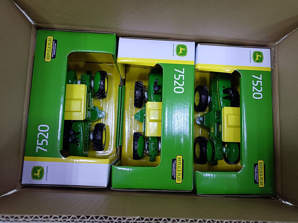 Miniatura: 1:32 JD 7520 Vintage 4WD Tractor