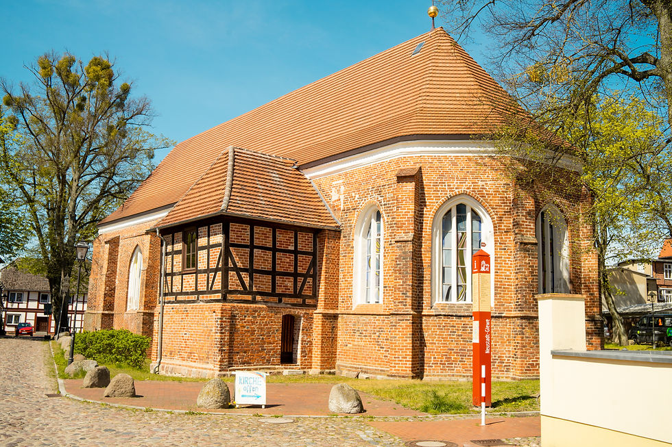 Kirchplatz 1