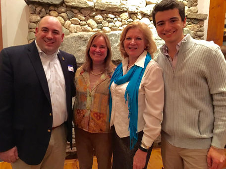 Local Democrats Spread Holiday Cheer