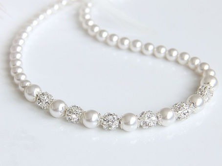10 “WNY Inspired” Fictional Fashion Jewelry Pieces to Elevate Your Holiday Outfits
