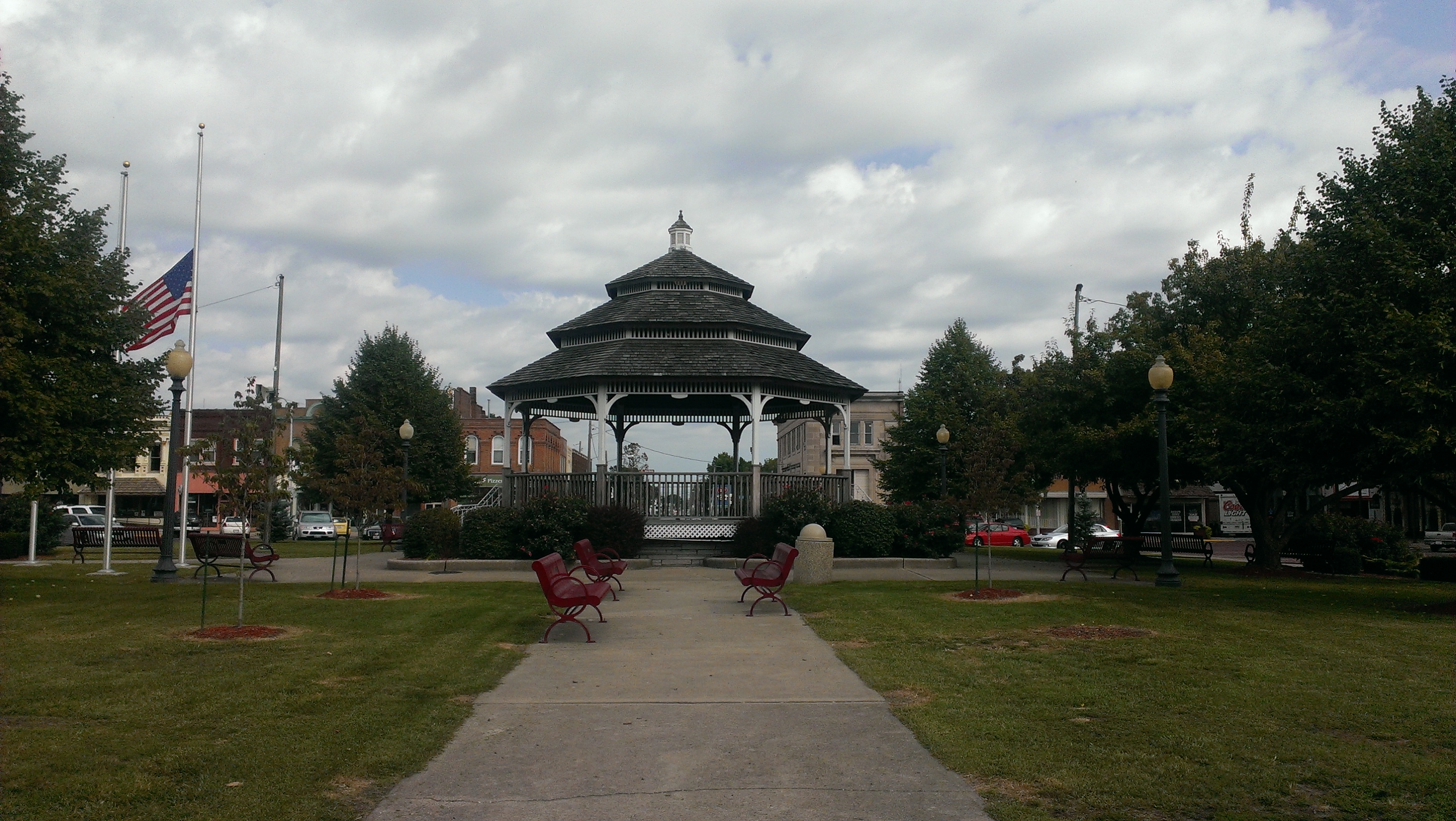 Carlinville Plaza Carlinville, Illinois
