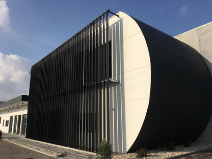 edificio commerciale