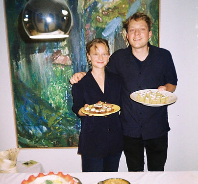 Sophia and Frederik, the sibling duo behind Studio Citron and the culinary team at the CIELO Collective retreat in Mallorca — creating nourishing, plant-based meals that celebrate creativity, mindful dining, and Mediterranean flavors. A soulful wellbeing travel experience blending food, community, and slow living.