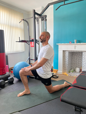 Personal Trainer Tips: 5 Stretches, Perfect For Beginners, to Start Anything: Your Day, a Long Drive, or a Workout