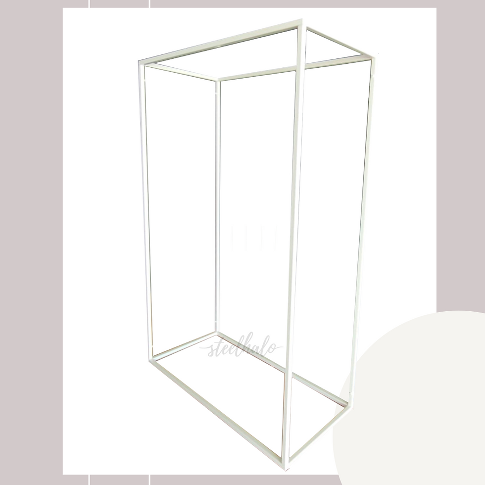Miniatura: Estructura rectangular blanca