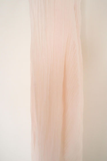 4m blush linen table runner.jpeg