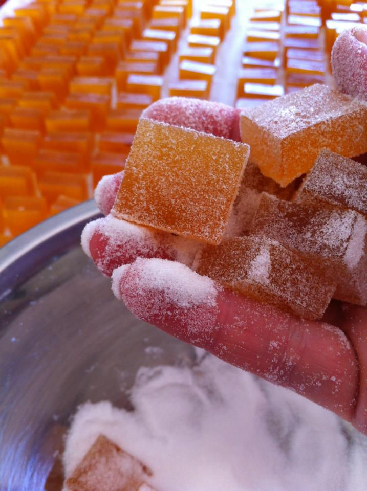 תמונה ממוזערת: מרמלדת מישמיש מגולגלת בסוכר של הילה הוכמן