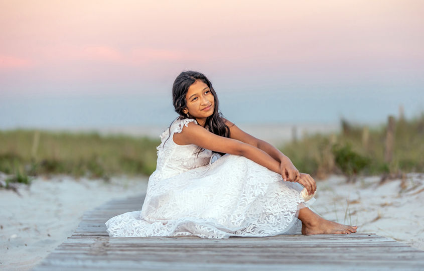 beach path senior portraits on LBI