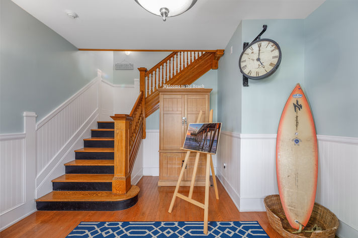 real estate photographer in ocean city showing rental property entrance
