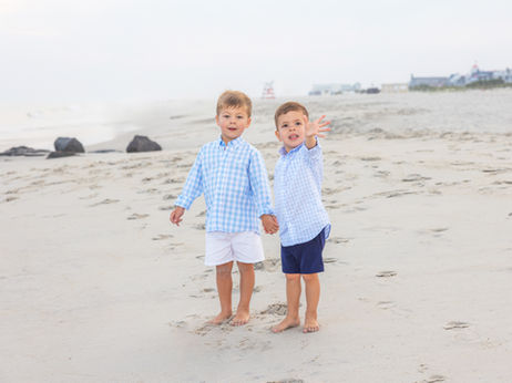 Candid family photo session in Cape May NJ