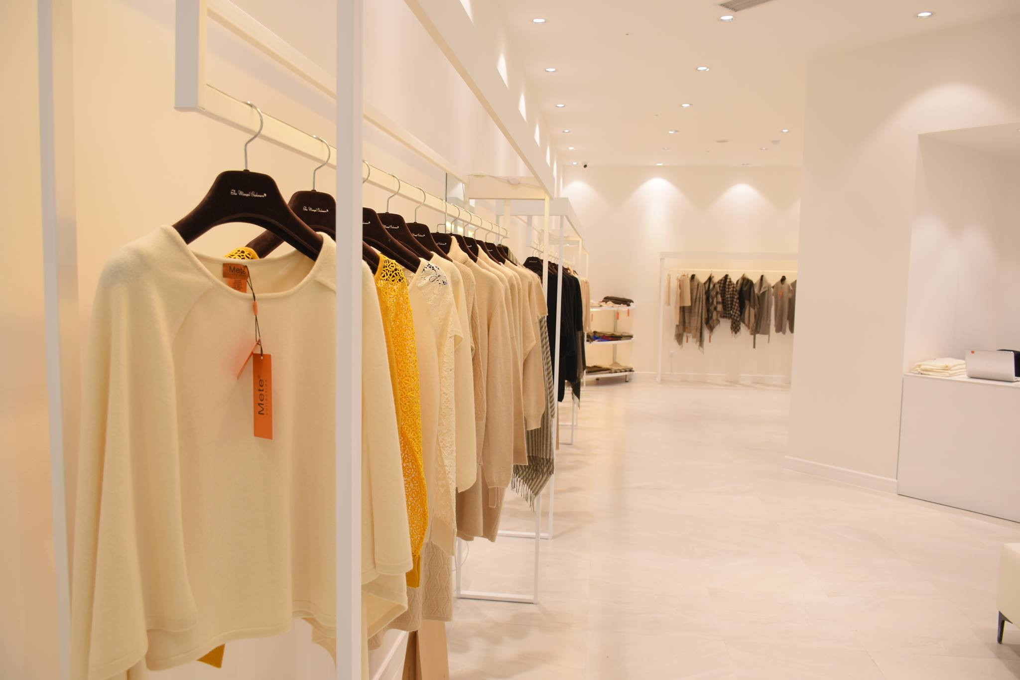 Stores Mete Cashmere Mongolia