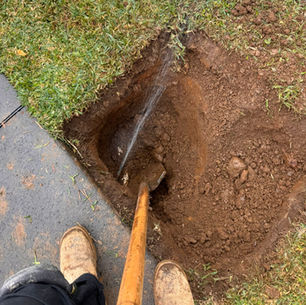 What to Do in a Plumbing Emergency (Before Your Plumber Arrives)