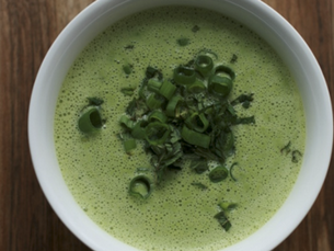 Soupe de petits pois à la menthe