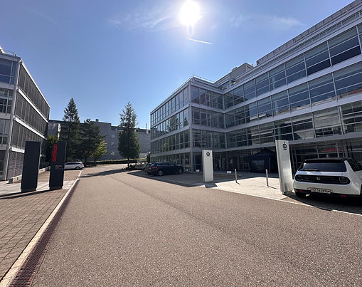 Bank LGT, Pfäffikon SZ